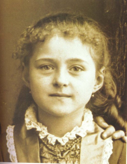 therese-as-a-child